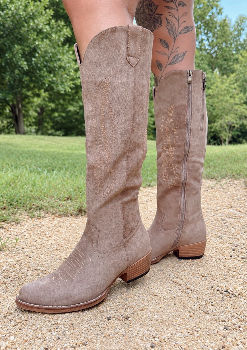 Savannah Stitch Knee High Western Fall Boot